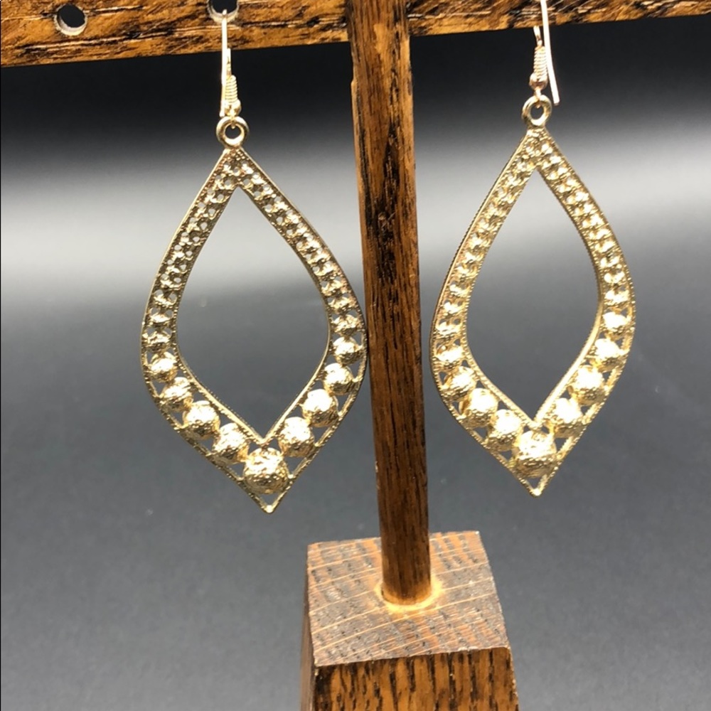 Stunning Rhinestone Statement Earrings - Picture 4 of 6